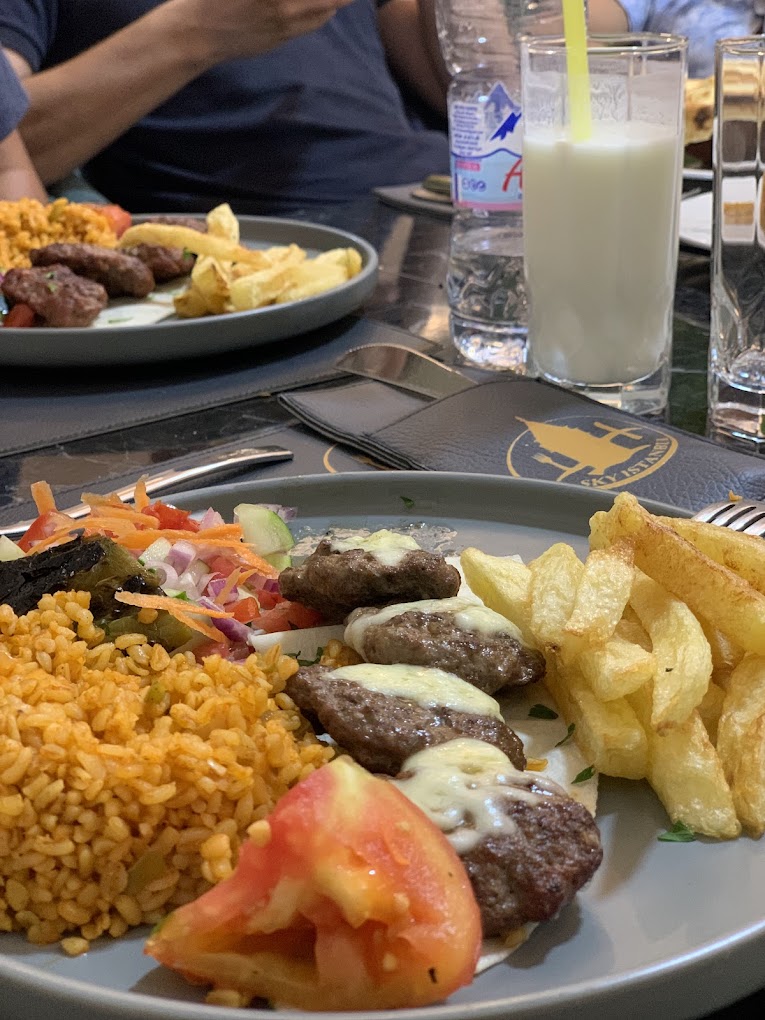 restaurant picture
