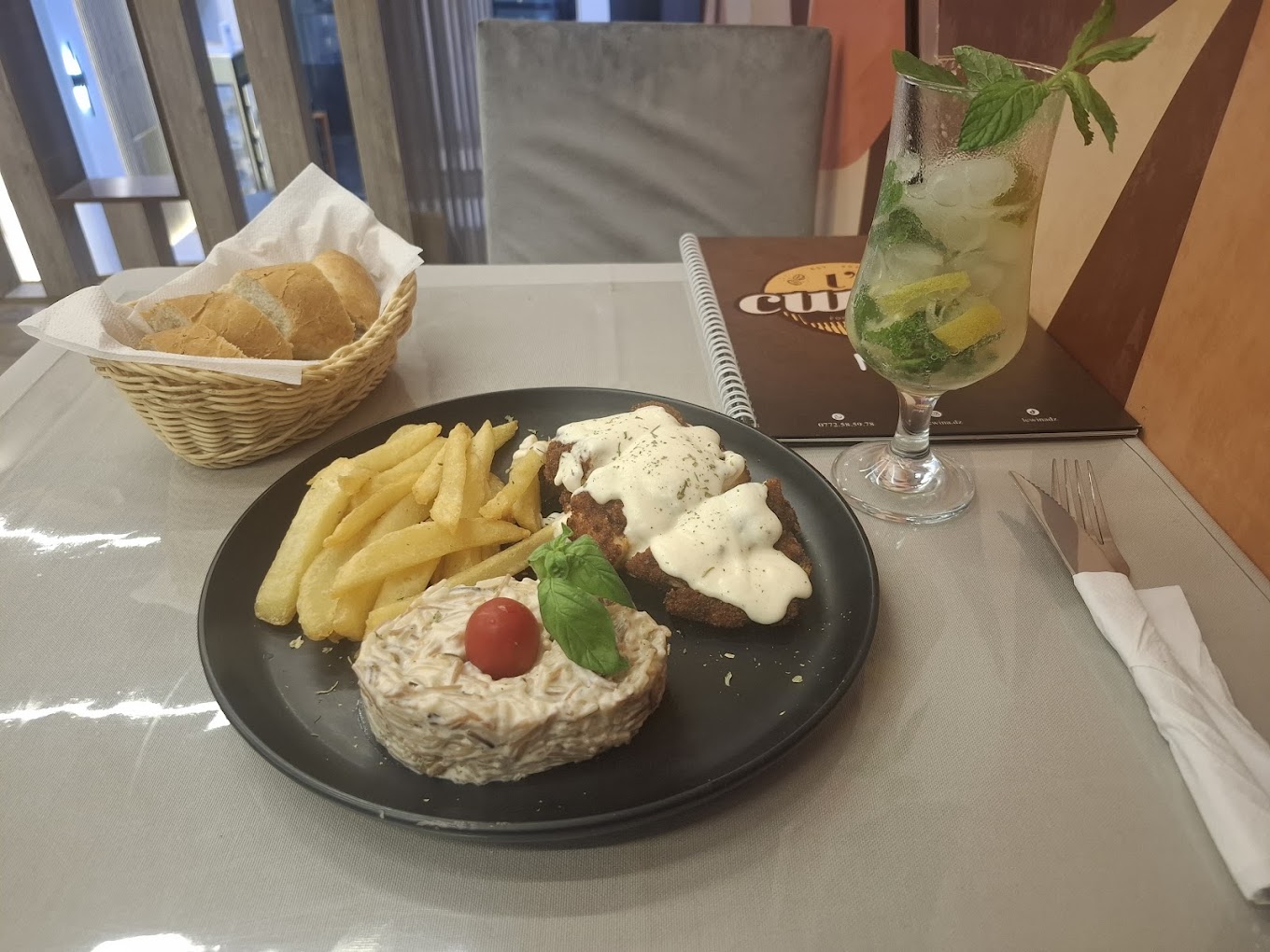 restaurant picture