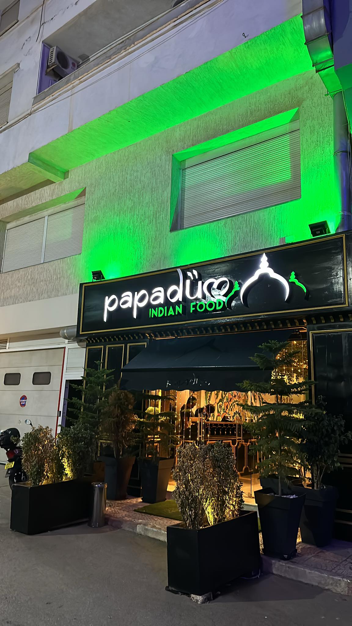 restaurant picture