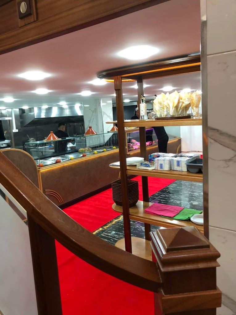 restaurant picture