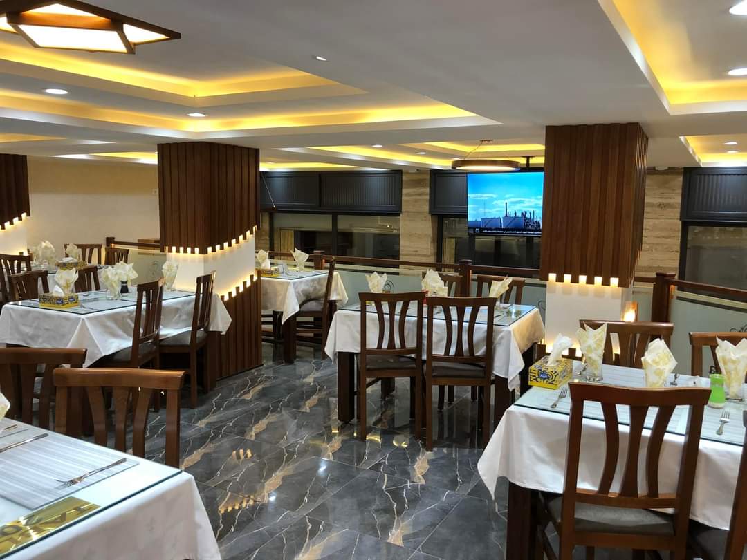 restaurant picture
