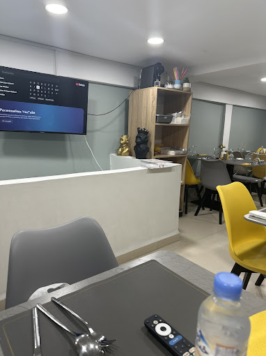 restaurant picture