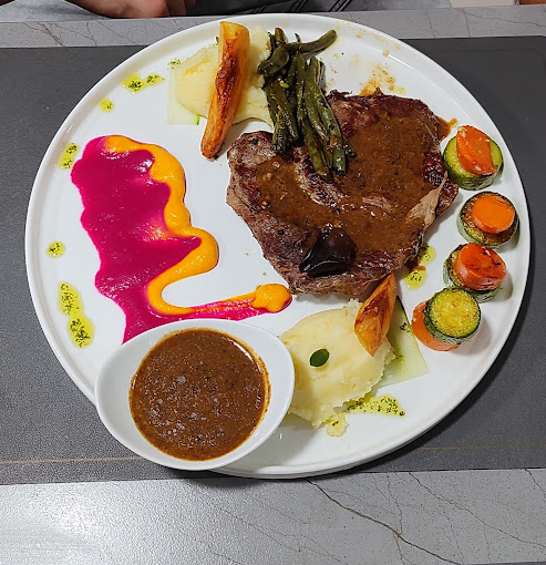 restaurant picture
