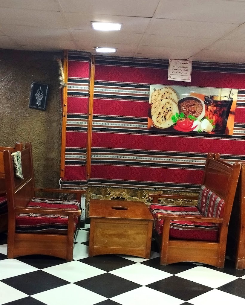 restaurant picture