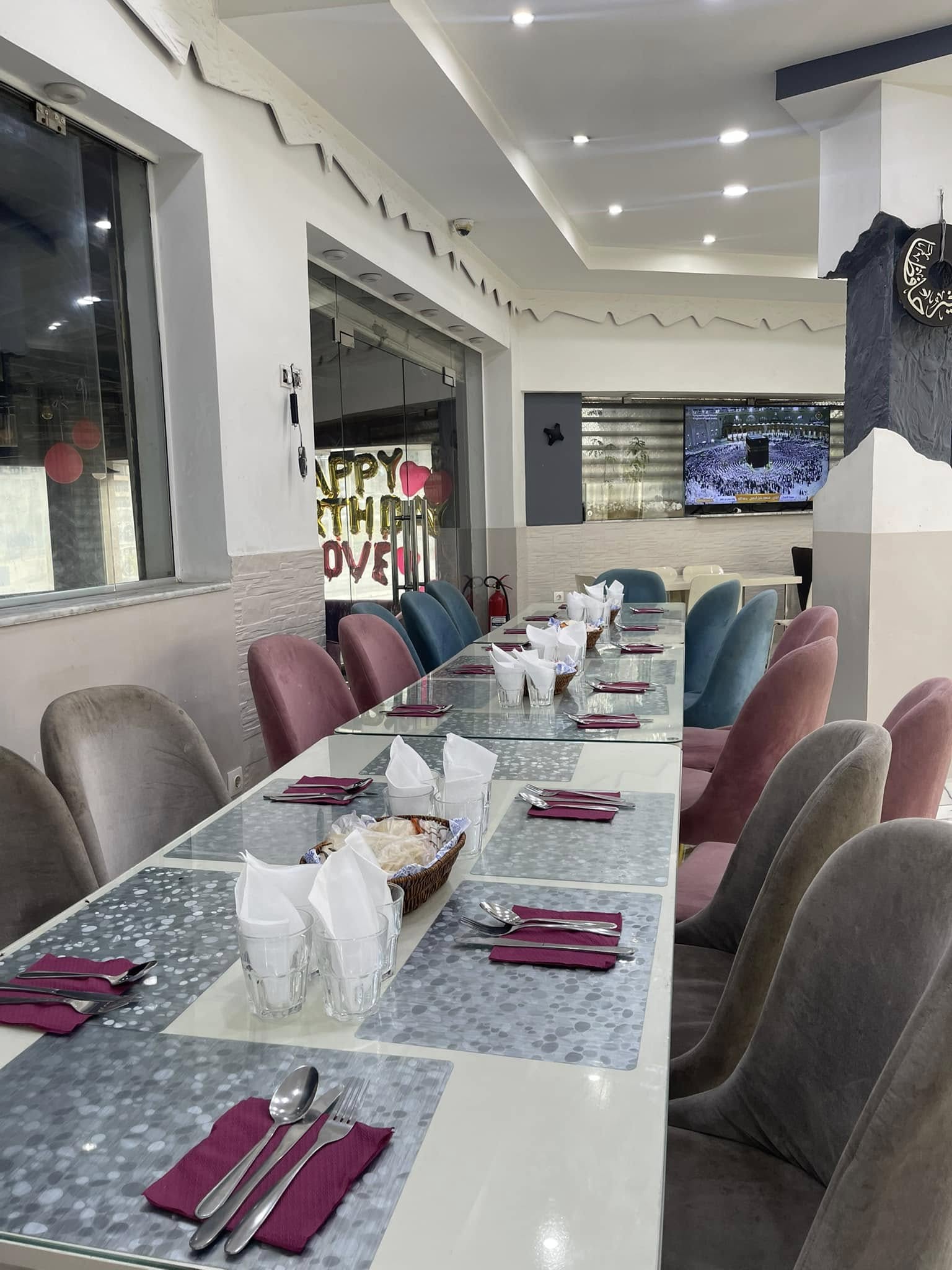 restaurant picture